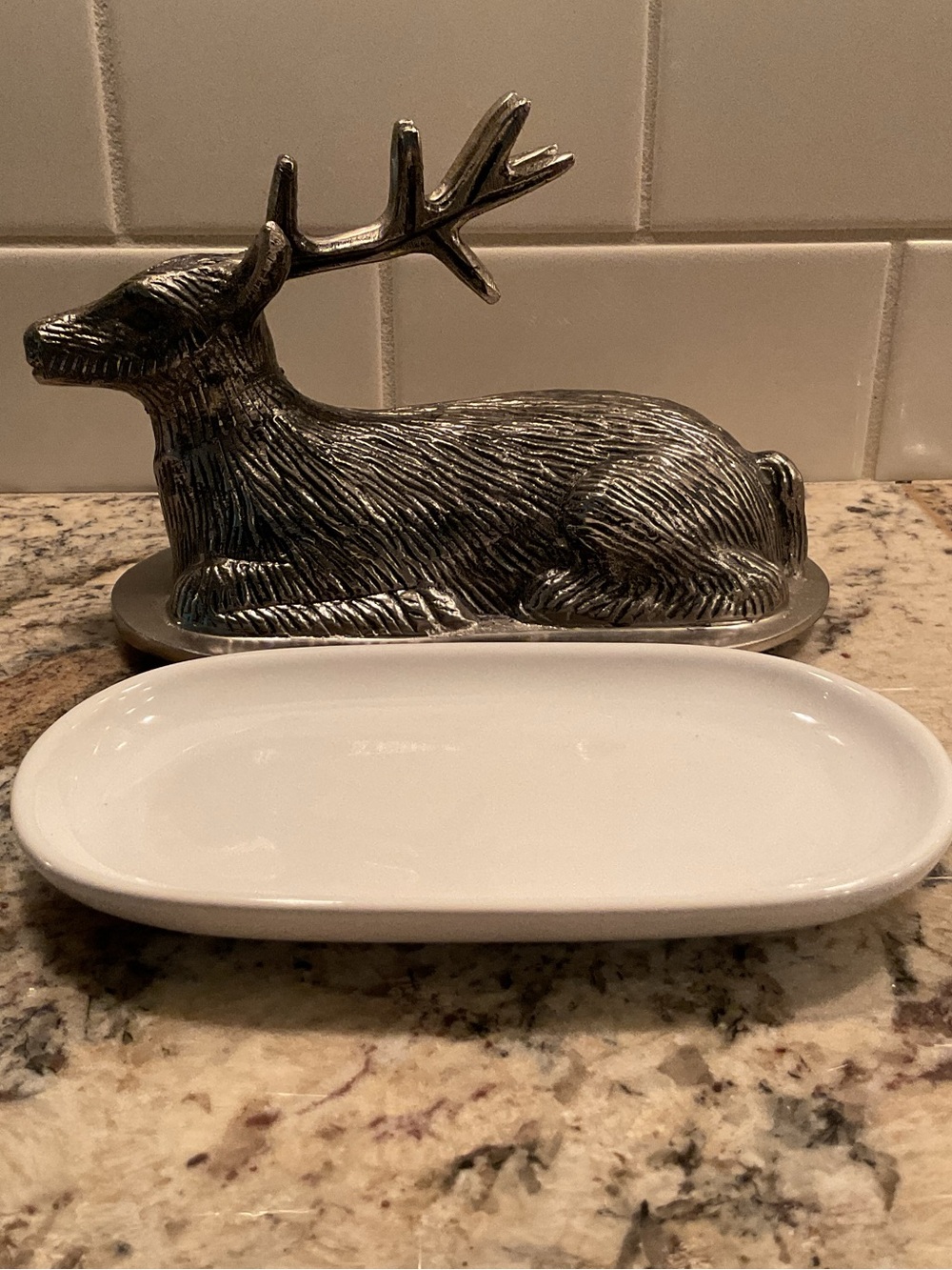 Pottery Barn Reindeer Butter-dish & Salt & Pepper Set NWOT - Picture 2 of 5